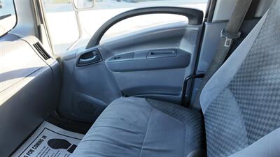 2015 Isuzu NPR HD  16 FT BOX TRUCK - Photo 8 - San Jacinto, CA 92583