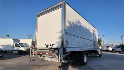 2020 Freightliner M2 106 26 ft REEFER - Photo 24 - San Jacinto, CA 92583