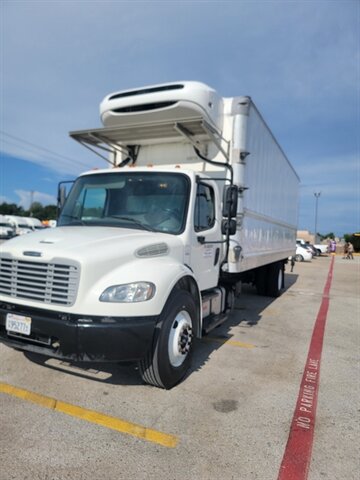 2020 Freightliner M2 106 26 ft REEFER - Photo 1 - San Jacinto, CA 92583