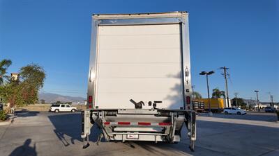 2020 Freightliner M2 106 26 ft REEFER - Photo 22 - San Jacinto, CA 92583