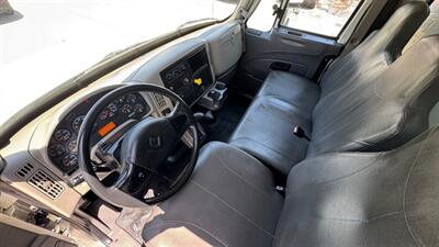 2018 International DuraStar 4300   - Photo 4 - San Jacinto, CA 92583
