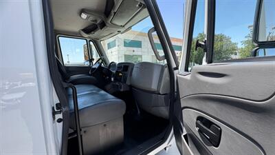 2018 International DuraStar 4300   - Photo 21 - San Jacinto, CA 92583