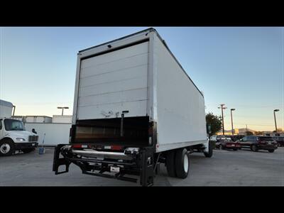 2016 Freightliner M2 106  26 ft BOX TRUCK - Photo 16 - San Jacinto, CA 92583