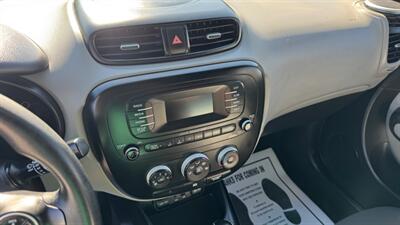 2015 Kia Soul - Photo 6 - San Jacinto, CA 92583
