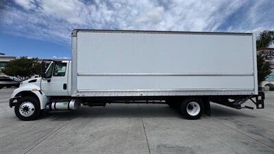 2019 International 4300 DuraStar  26 BOX TRUCK - Photo 2 - San Jacinto, CA 92583