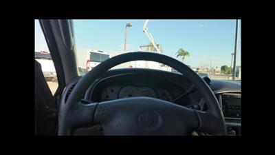 2002 Toyota Sequoia Limited   - Photo 6 - San Jacinto, CA 92583