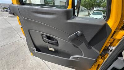 2017 International 4300 26FT BOX TRUCK - Photo 9 - San Jacinto, CA 92583