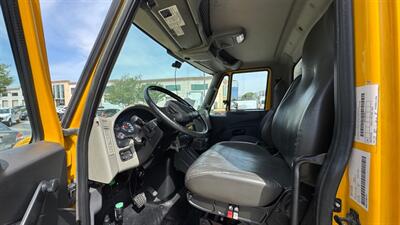2017 International 4300 26FT BOX TRUCK - Photo 3 - San Jacinto, CA 92583