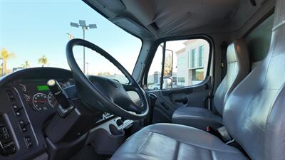 2019 Freightliner M2 CAB & CHASSIS  WHEELBASE 252 " - Photo 10 - San Jacinto, CA 92583