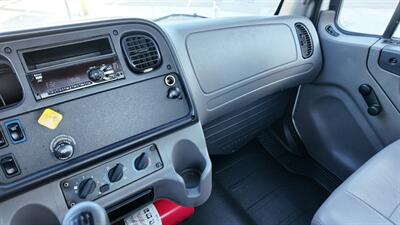 2019 Freightliner M2 CAB & CHASSIS  WHEELBASE 252 " - Photo 8 - San Jacinto, CA 92583