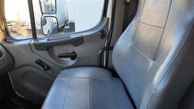 2019 Freightliner M2 CAB & CHASSIS  WHEELBASE 252 " - Photo 3 - San Jacinto, CA 92583
