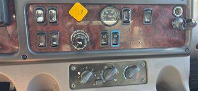 2020 Freightliner M2 106  26FT BOX TRUCK - Photo 7 - San Jacinto, CA 92583