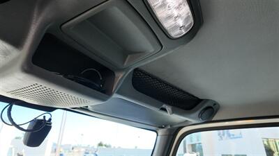 2021 International MV607 106 26 ft BOX TRUCK - Photo 4 - San Jacinto, CA 92583