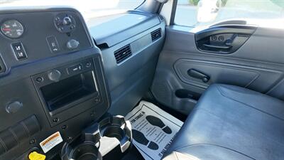 2021 International MV607 106 26 ft BOX TRUCK - Photo 3 - San Jacinto, CA 92583