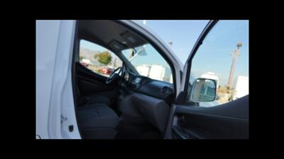 2015 Nissan NV200 SV   - Photo 14 - San Jacinto, CA 92583