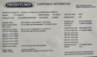 2022 Freightliner T12664ST Sleeper Tractor GTR DETROIT 3.08 - Photo 7 - San Jacinto, CA 92583