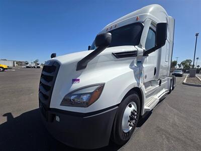 2022 Freightliner T12664ST Sleeper Tractor GTR DETROIT 3.08 - Photo 1 - San Jacinto, CA 92583