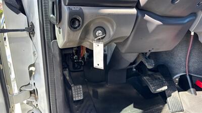 2013 Freightliner M2 106  CAB & CHASSIS NO BOX HYDRAULIC BRAKES - Photo 13 - San Jacinto, CA 92583