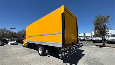 2019 Freightliner M2 106  26FT BOX TRUCK - Photo 14 - San Jacinto, CA 92583