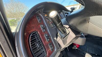 2019 Freightliner M2 106  26FT BOX TRUCK - Photo 8 - San Jacinto, CA 92583