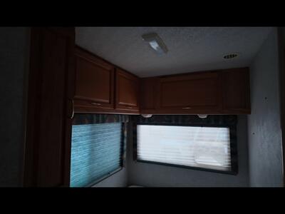 2001 Winnebago IF324V ITASCA  SPIRIT - Photo 49 - San Jacinto, CA 92583