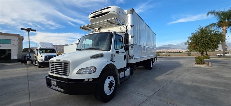 2020 Freightliner M2 106  26 ft REEFER BOX TRUCK - Photo 1 - San Jacinto, CA 92583