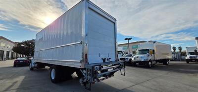 2020 Freightliner M2 106 26 ft REEFER BOX TRUCK - Photo 17 - San Jacinto, CA 92583