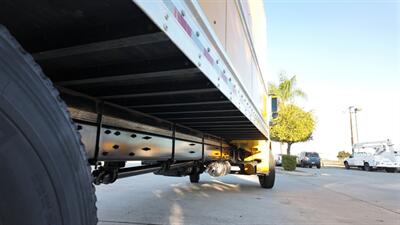 2020 Freightliner M2 106  26 ft BOX TRUCK - Photo 25 - San Jacinto, CA 92583