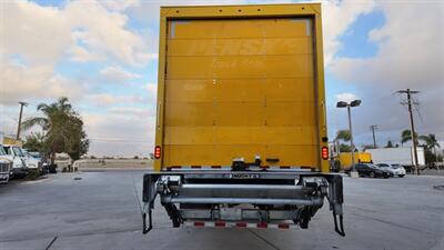 2020 Freightliner M2 106  26 ft BOX TRUCK - Photo 19 - San Jacinto, CA 92583