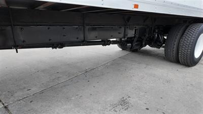 2018 Freightliner M2 106  26 ft BOX TRUCK - Photo 18 - San Jacinto, CA 92583