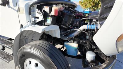 2019 Freightliner M2 106  CAB & CHASSIS 10 SPEEDS MANUAL - Photo 31 - San Jacinto, CA 92583