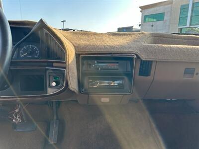 1989 Ford F-250 XLT LARIAT   - Photo 11 - San Jacinto, CA 92583