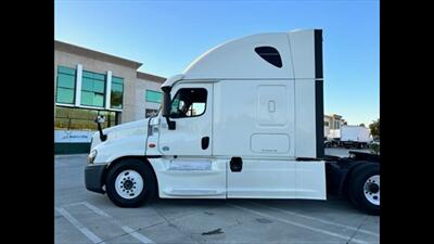 2016 Freightliner CASCADIA X12564ST  SLEEPER - Photo 6 - San Jacinto, CA 92583