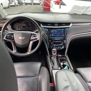 2017 Cadillac XTS Luxury  1SB - Photo 4 - San Jacinto, CA 92583