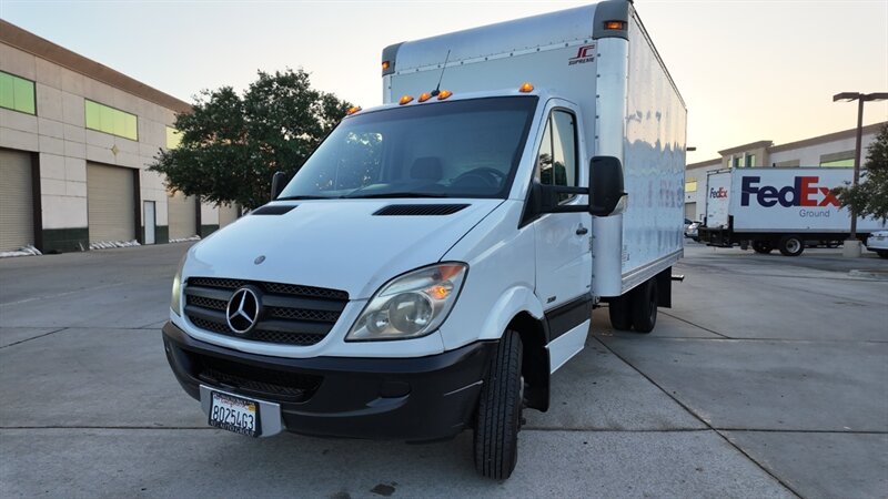 2011 Mercedes-Benz Sprinter 3500 15 FT BOX TRUCK - Photo 1 - San Jacinto, CA 92583
