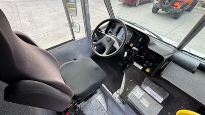 2017 Freightliner MT45 Walk-in Van STEP VAN - Photo 15 - San Jacinto, CA 92583