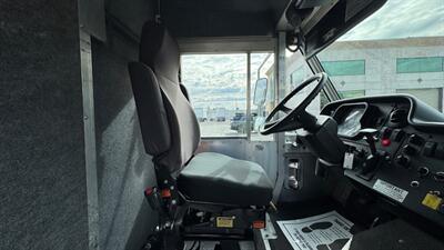 2017 Freightliner MT45 Walk-in Van STEP VAN - Photo 24 - San Jacinto, CA 92583