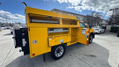 2018 Chevrolet Silverado 3500HD CC Work Truck  MECHANICS SERVICE TRUCK - Photo 26 - San Jacinto, CA 92583