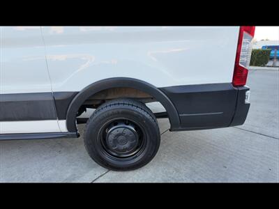 2017 Ford Transit 250  GAS - Photo 18 - San Jacinto, CA 92583