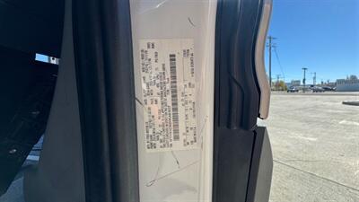2017 Ford Transit 250  GAS - Photo 23 - San Jacinto, CA 92583
