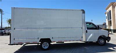 2021 GMC Savana G33903  16FT SAG LIGHT HICUBE - Photo 15 - San Jacinto, CA 92583