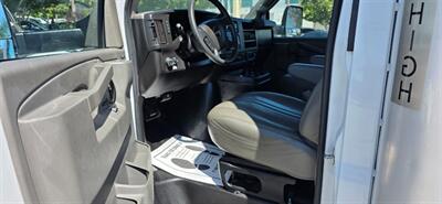 2021 GMC Savana G33903  16FT SAG LIGHT HICUBE - Photo 10 - San Jacinto, CA 92583