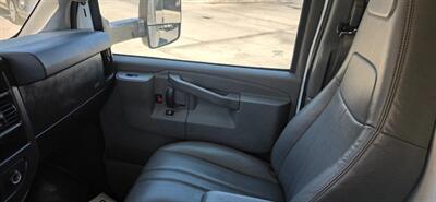 2021 GMC Savana G33903  16FT SAG LIGHT HICUBE - Photo 5 - San Jacinto, CA 92583