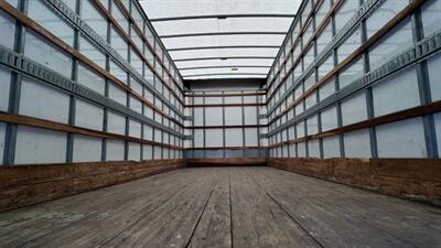 2020 Freightliner M2 106  26 ft BOX TRUCK - Photo 16 - San Jacinto, CA 92583