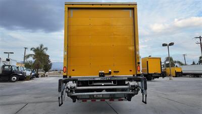 2020 Freightliner M2 106  26 ft BOX TRUCK - Photo 15 - San Jacinto, CA 92583