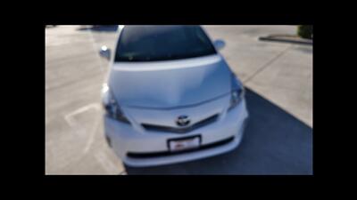 2012 Toyota Prius v Two   - Photo 18 - San Jacinto, CA 92583