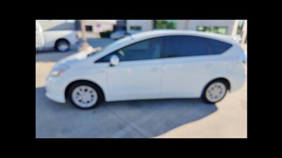 2012 Toyota Prius v Two   - Photo 9 - San Jacinto, CA 92583