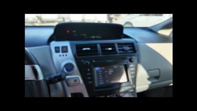 2012 Toyota Prius v Two   - Photo 5 - San Jacinto, CA 92583