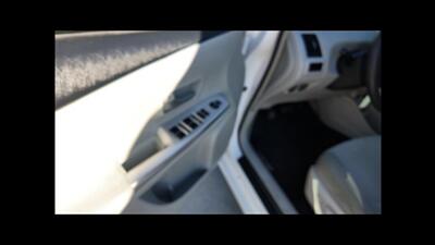 2012 Toyota Prius v Two   - Photo 2 - San Jacinto, CA 92583