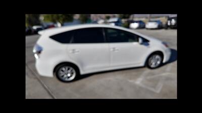 2012 Toyota Prius v Two   - Photo 15 - San Jacinto, CA 92583